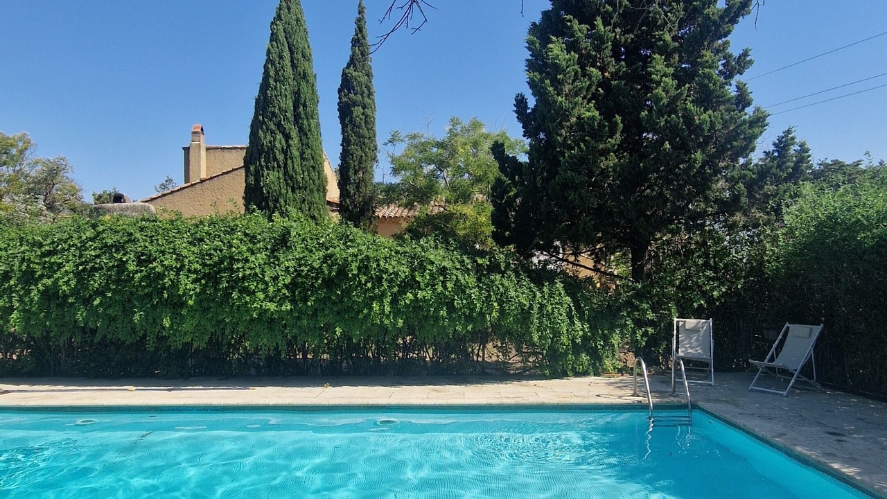 Photo of Outdoor in Saint-Martin-de-Crau