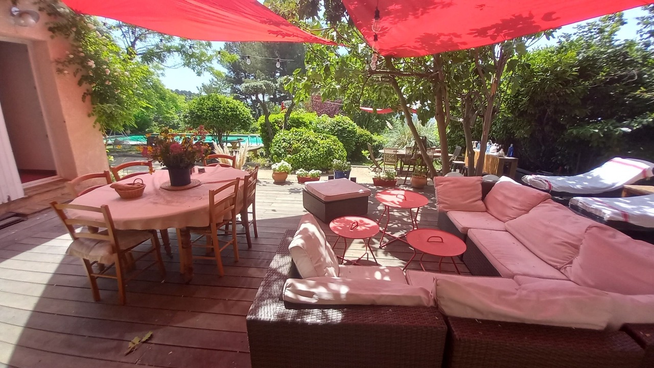 Photo of Outdoor in Eguilles