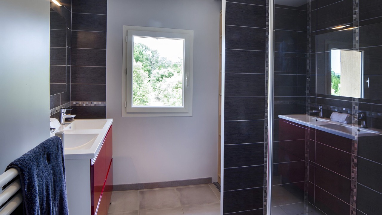 Photo of Bathroom in Colonzelle