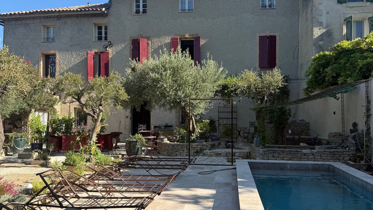 Photo of Outdoor in Violes