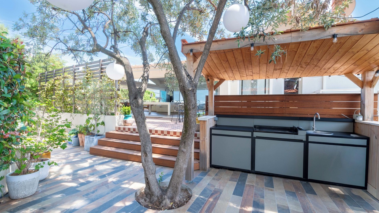 Photo of Patio Balcony in Cannes La Bocca