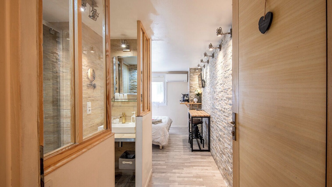 Photo of Bedroom in Les Grands Carmes