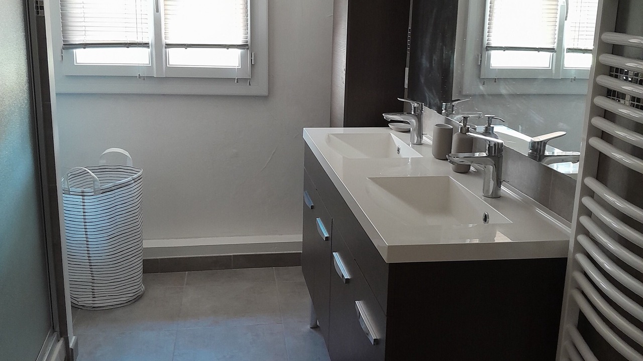 Photo of Bathroom in Le Cres