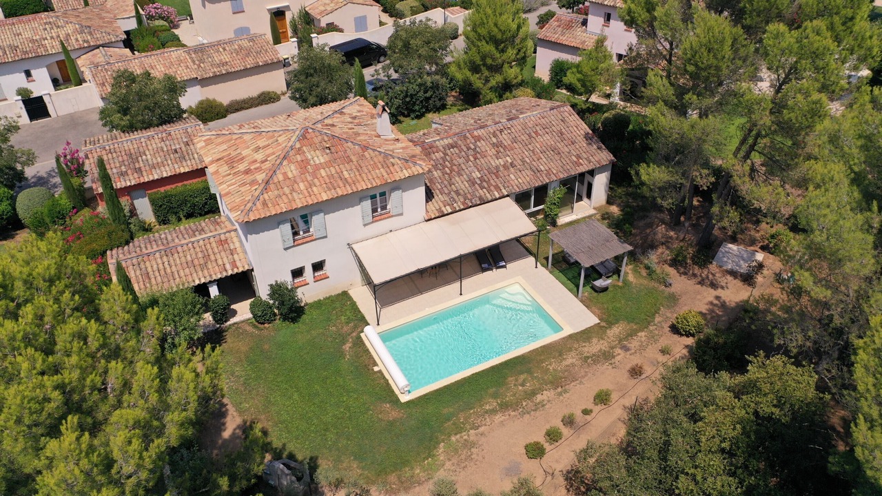 Photo of Outdoor in Pont Royal