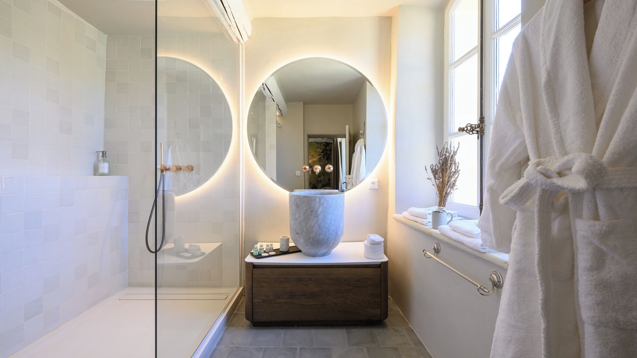 Photo of Bathroom in Oppede