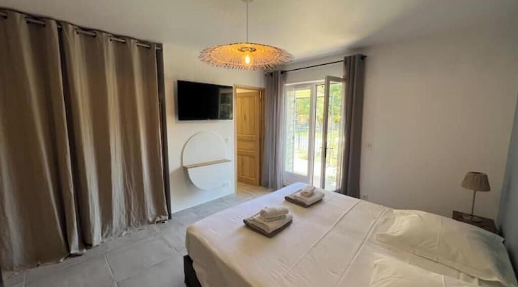 Photo of Bedroom in Gordes