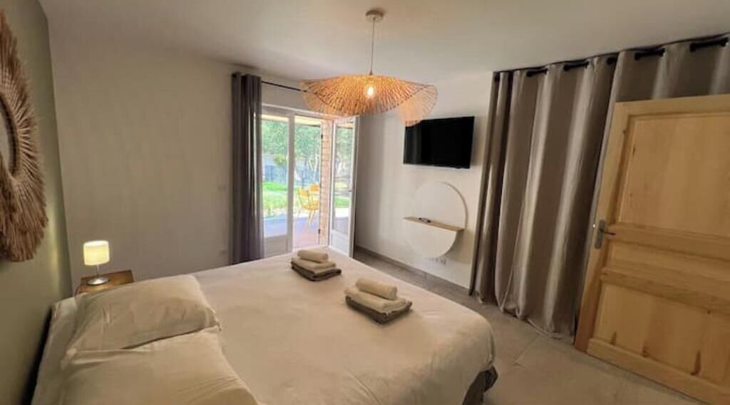 Photo of Bedroom in Gordes