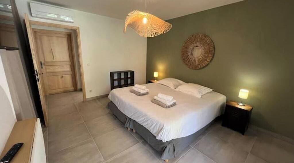 Photo of Bedroom in Gordes