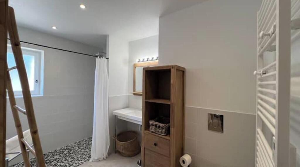 Photo of Bathroom in Gordes
