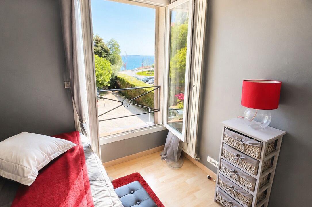 Photo of Bedroom in La Napoule