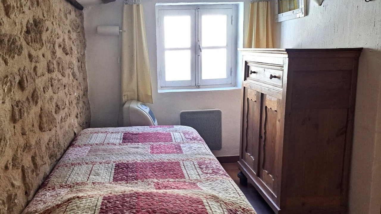Photo of Bedroom in Cadenet