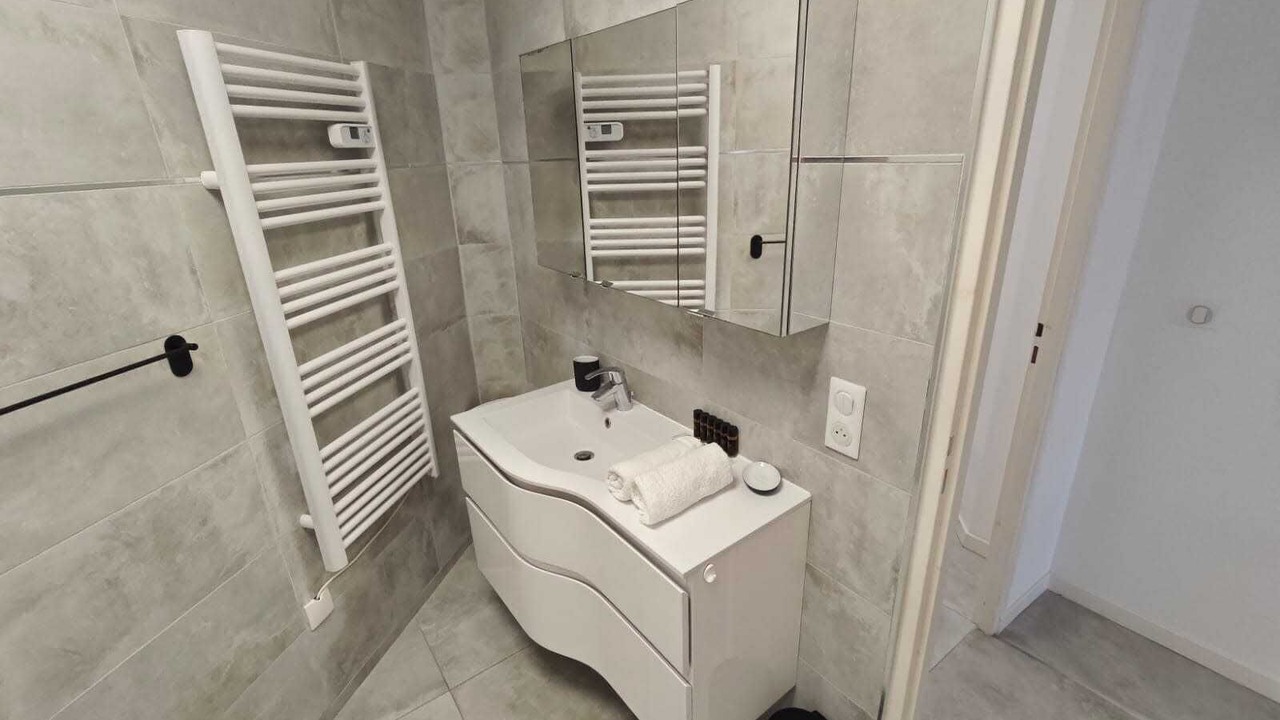 Photo of Bathroom in Liberation