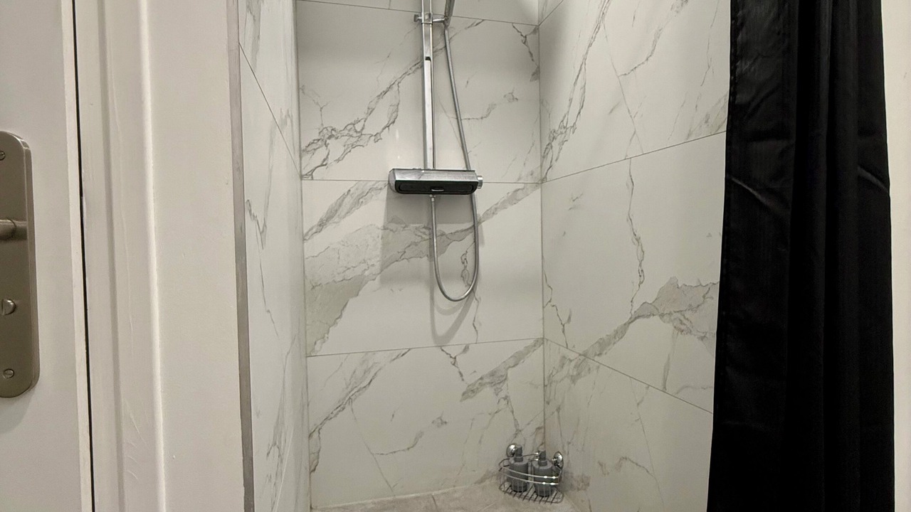 Photo of Bathroom in Buers