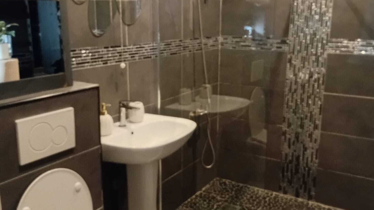 Photo of Bathroom in 1st Arrondissement