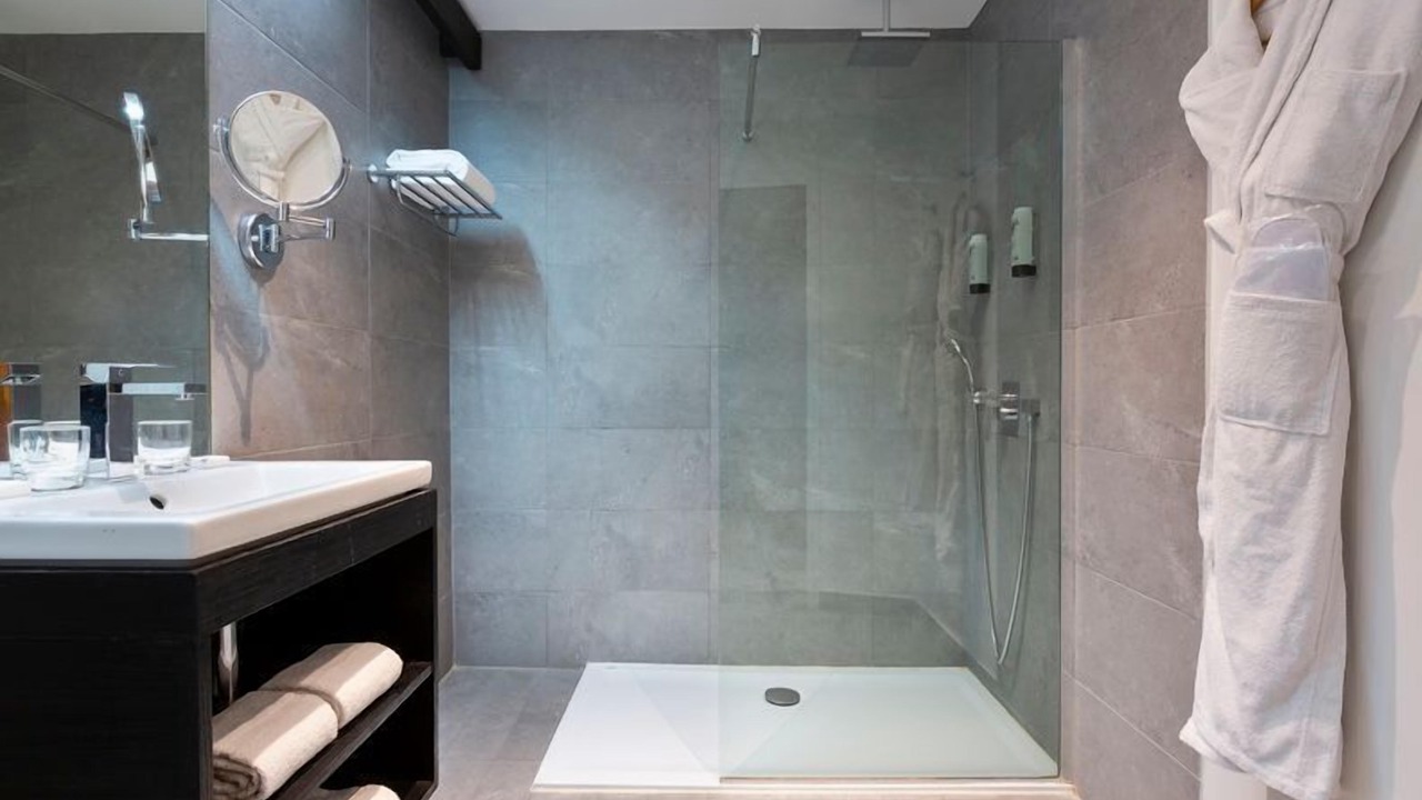 Photo of Bathroom in Pont Royal