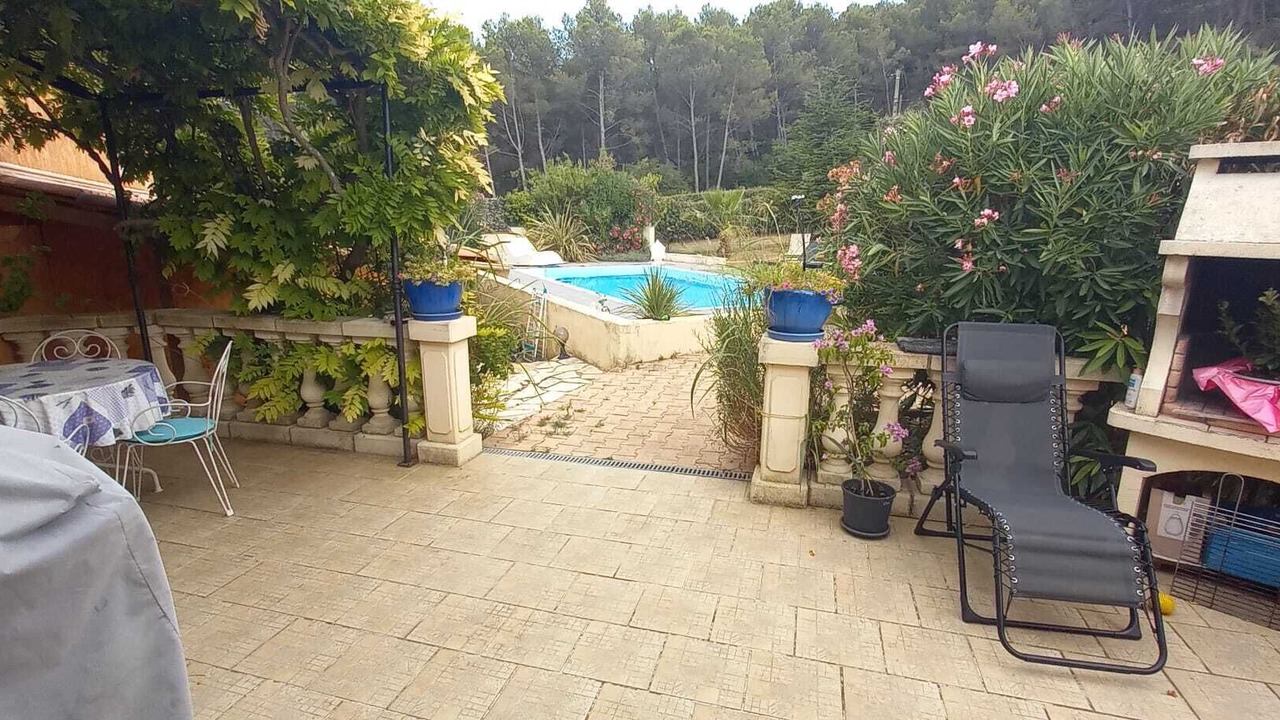 Photo of Outdoor in Ventabren