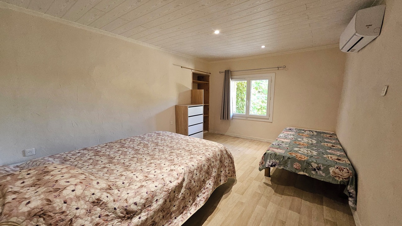 Photo of Bedroom in Orange