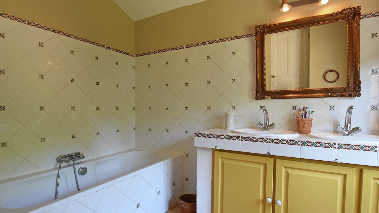 Photo of Bathroom in Collobrieres