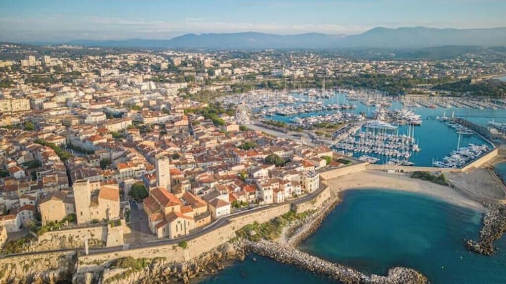 Photo of Others in Antibes