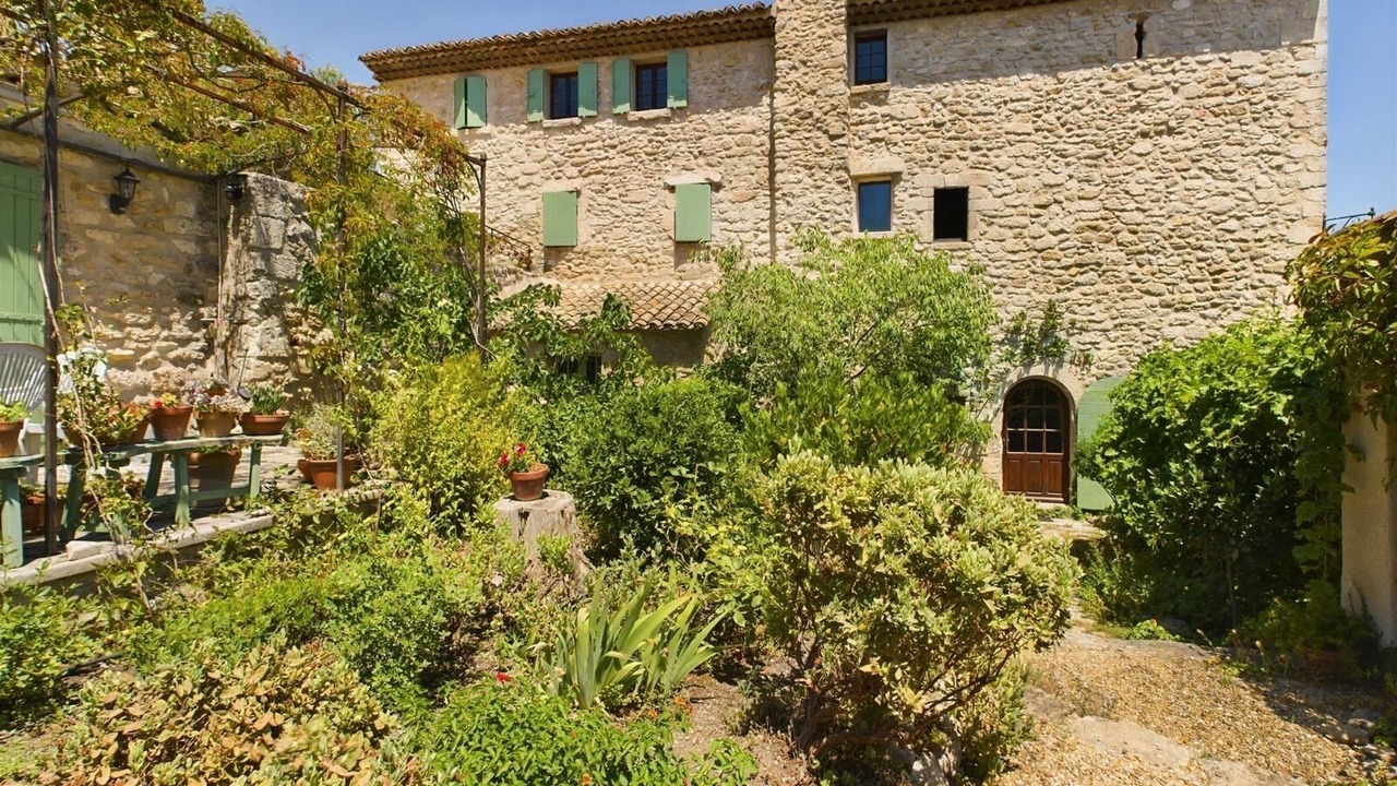 Photo of Outdoor in Aurons