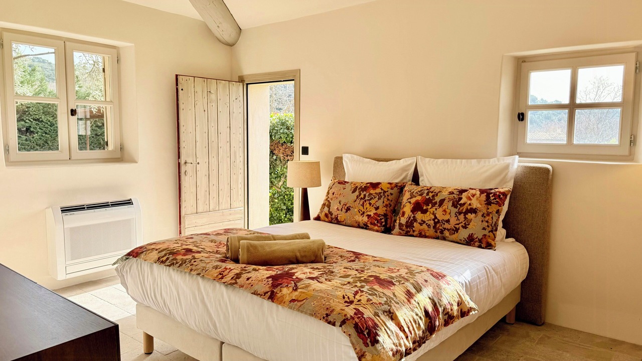 Photo of Bedroom in Saint-Saturnin-les-Apt