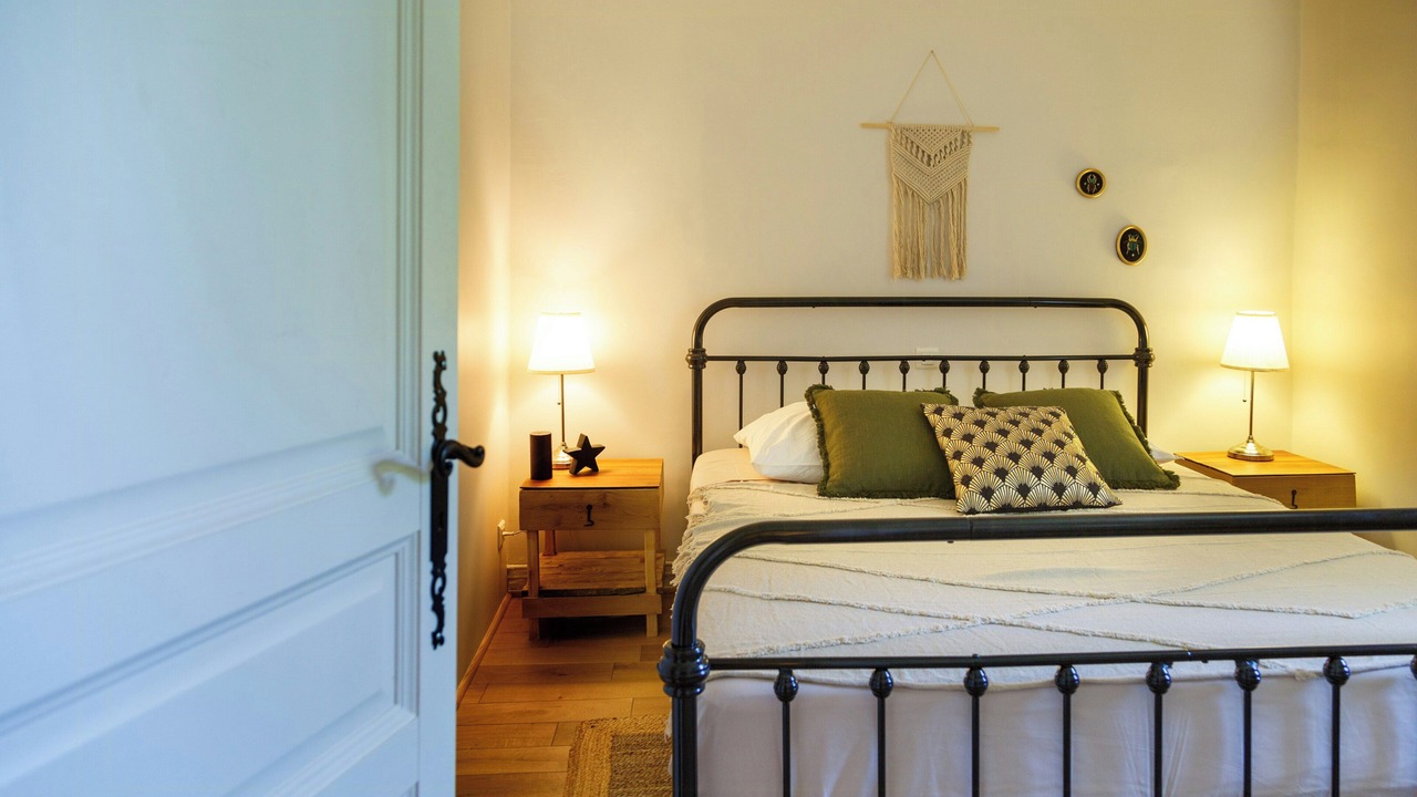 Photo of Bedroom in Maubec
