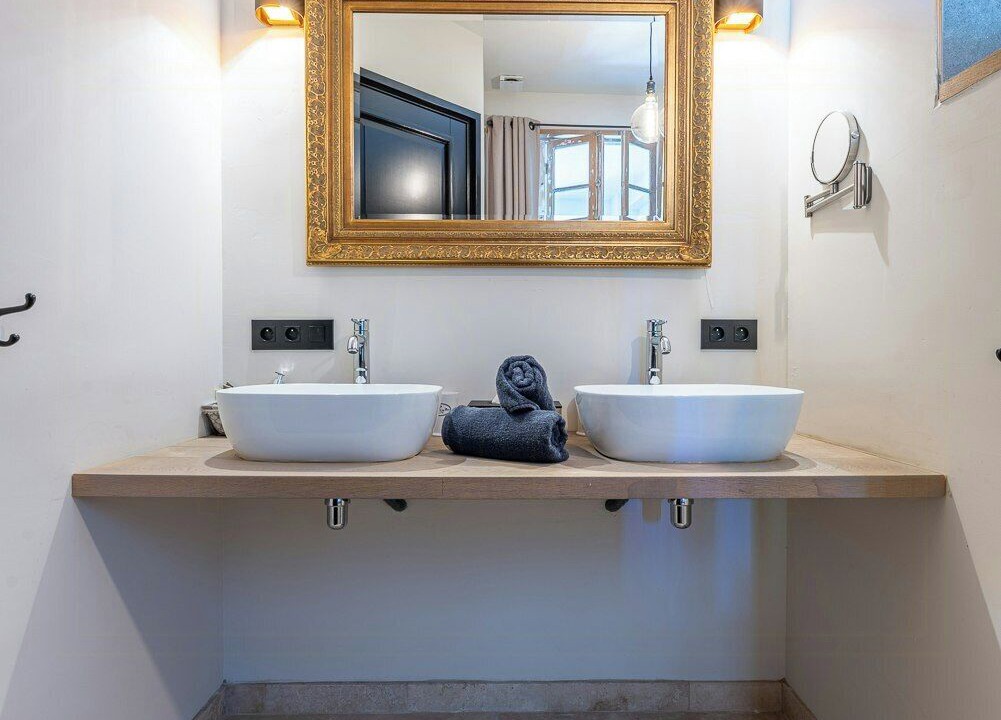 Photo of Bathroom in Menerbes