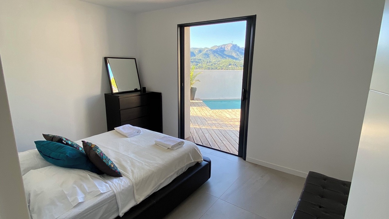 Photo of Bedroom in Auriol