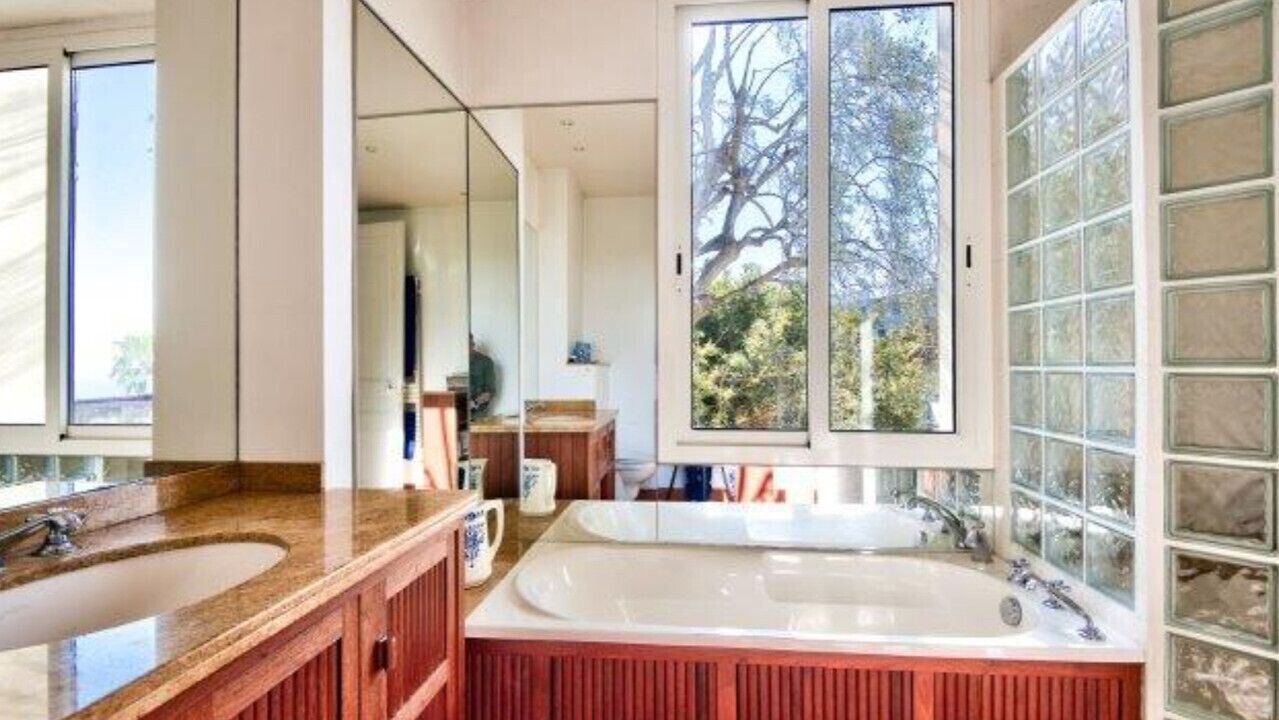 Photo of Bathroom in Mont Boron