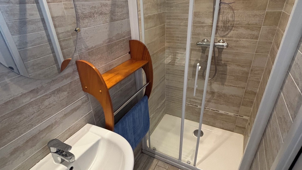 Photo of Bathroom in Nant