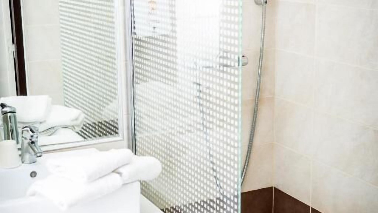 Photo of Bathroom in Gap