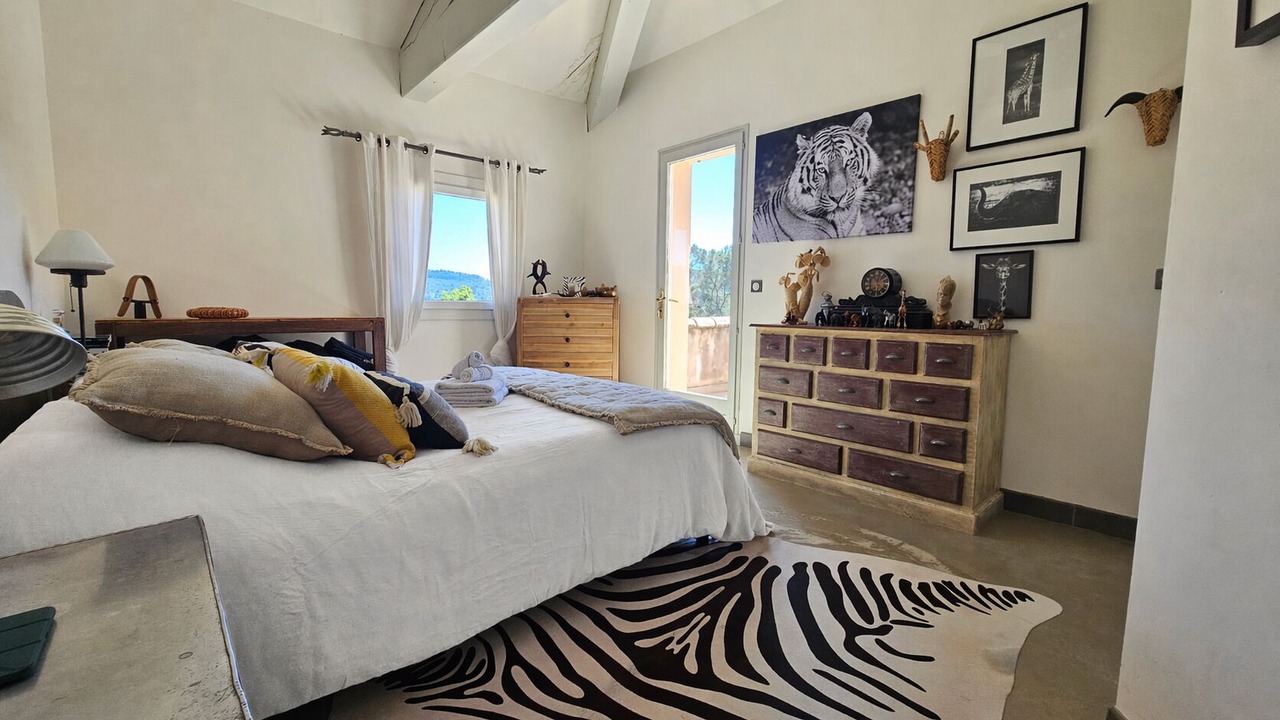 Photo of Bedroom in Roquefort-la-Bedoule