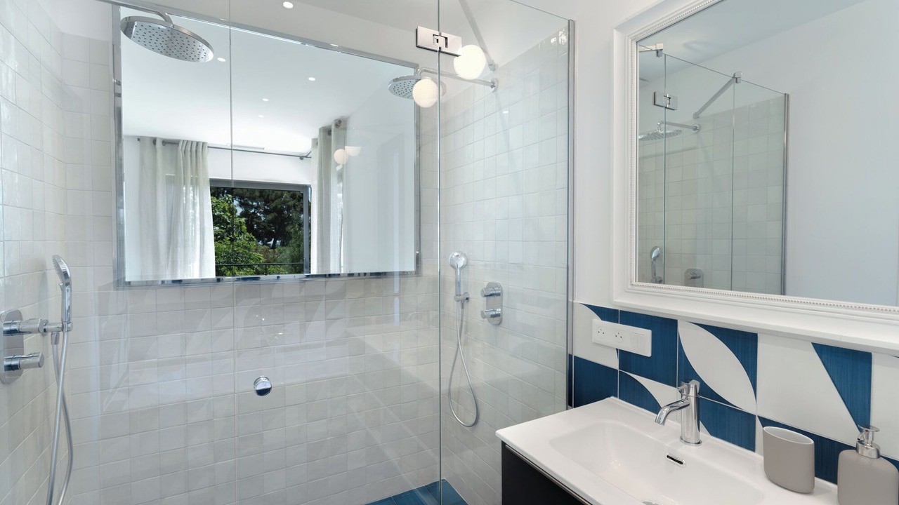 Photo of Bathroom in Carqueiranne