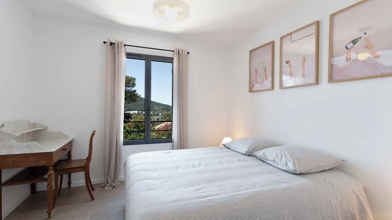 Photo of Bedroom in Carqueiranne