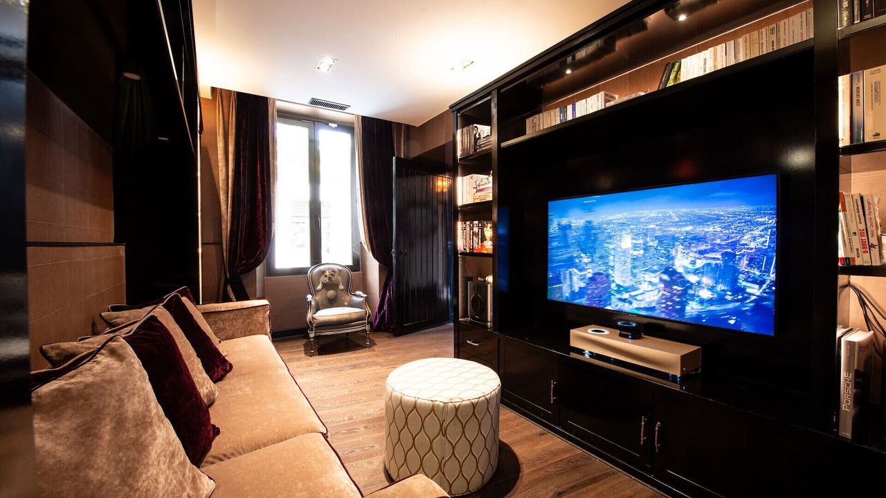 Photo of Livingroom in California - Pezou