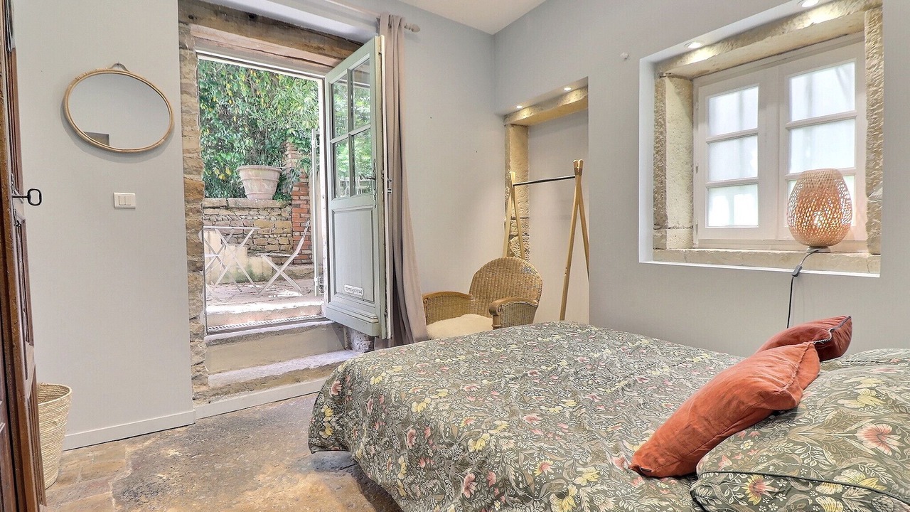 Photo of Bedroom in Saint-Cyr-au-Mont-d'Or
