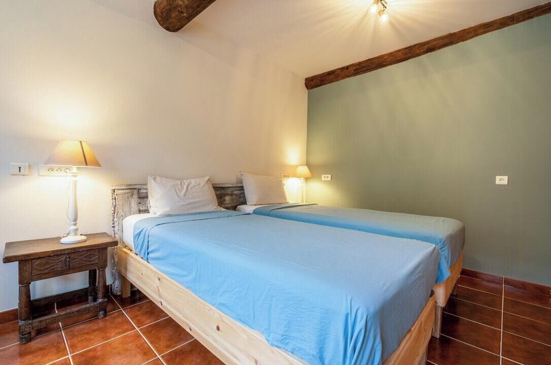 Photo of Bedroom in Maubec