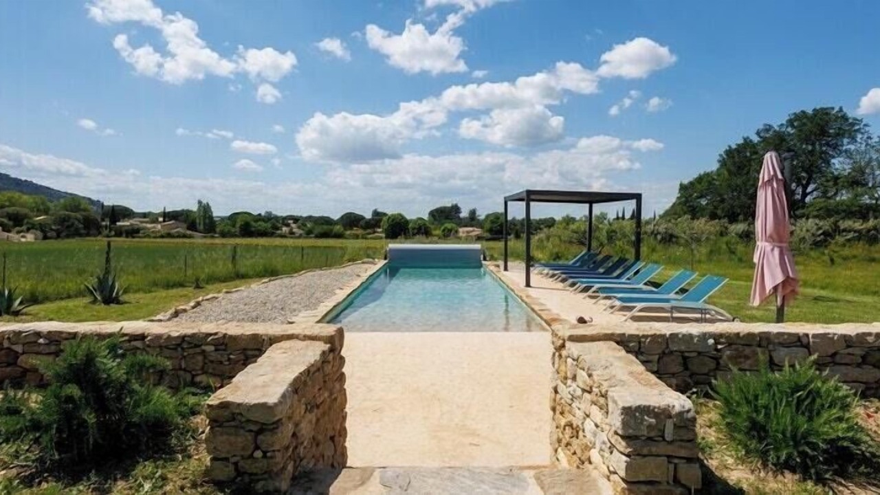 Photo of Outdoor in Maubec