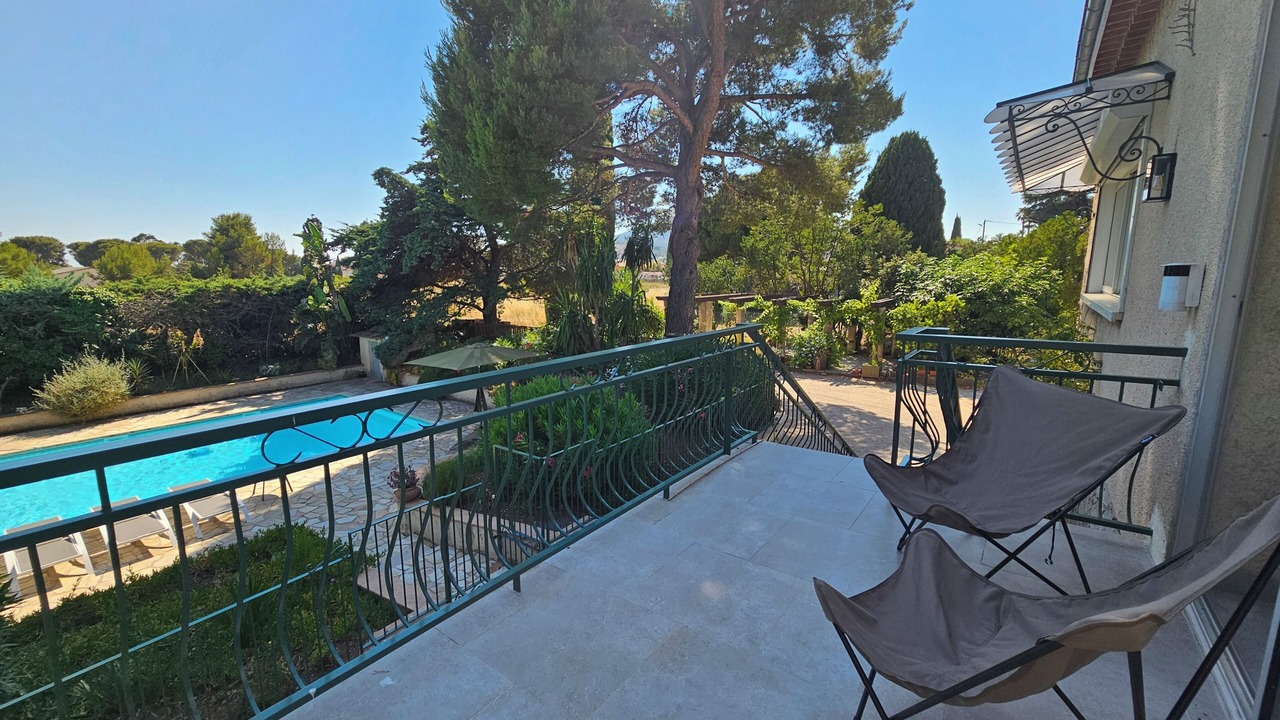 Photo of Patio Balcony in Carqueiranne