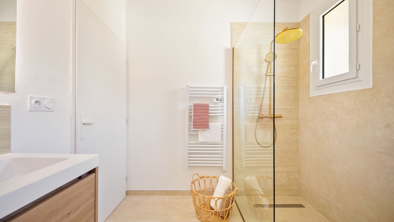 Photo of Bathroom in Carqueiranne