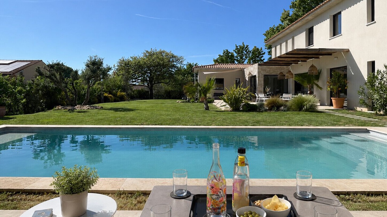 Photo of Outdoor in Eguilles