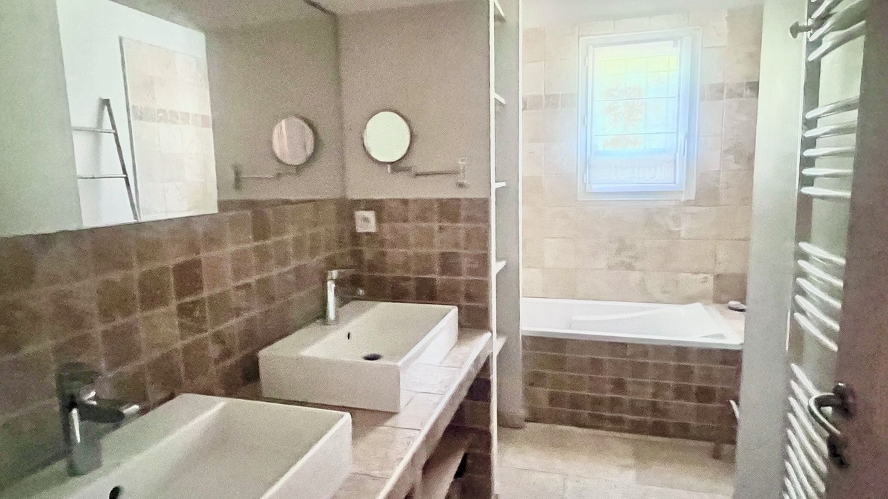 Photo of Bathroom in Pont Royal