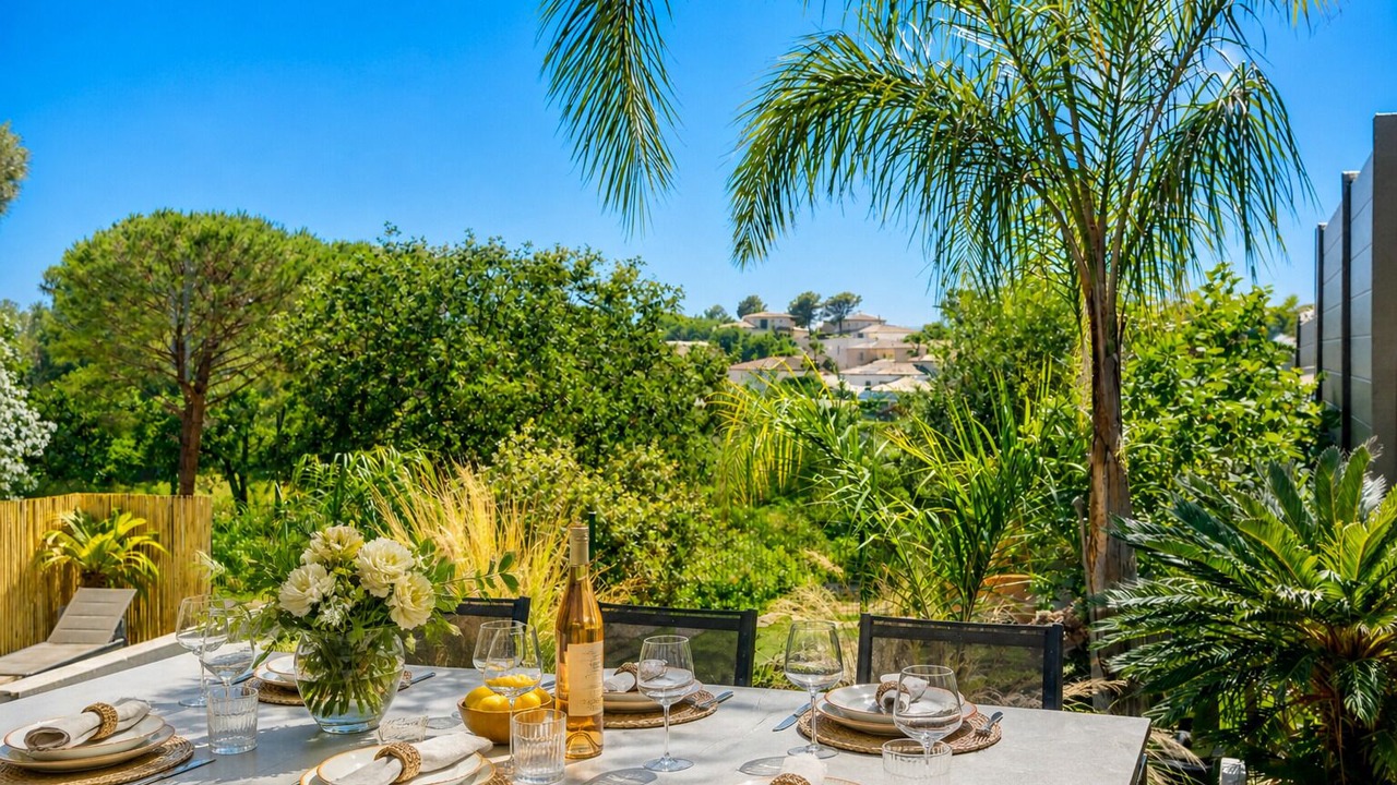 Photo of Outdoor in Frejus