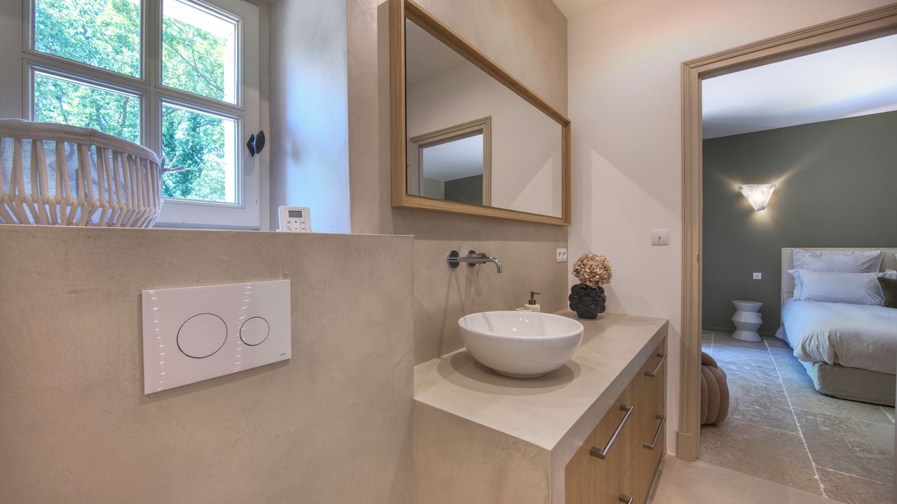 Photo of Bathroom in Menerbes