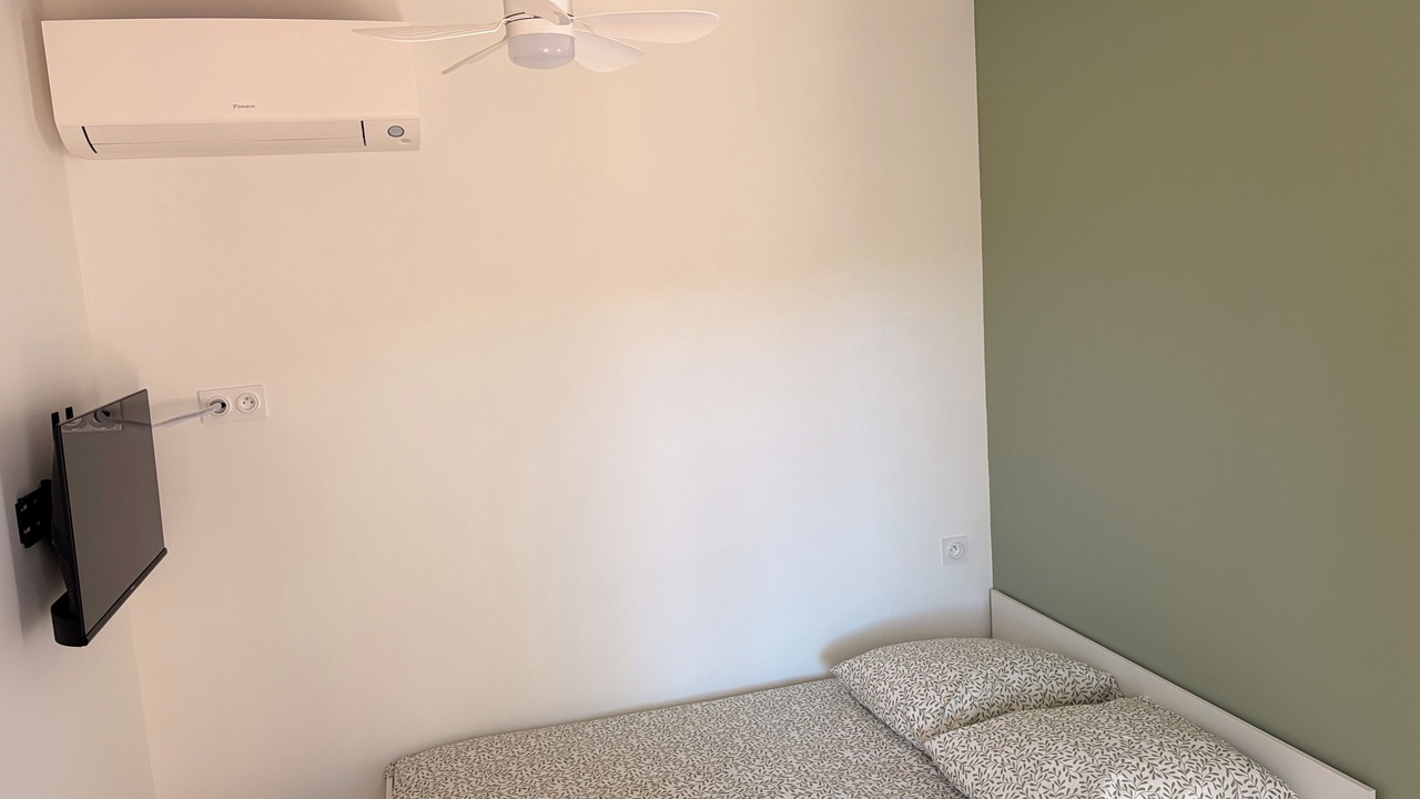 Photo of Bedroom in La Garde