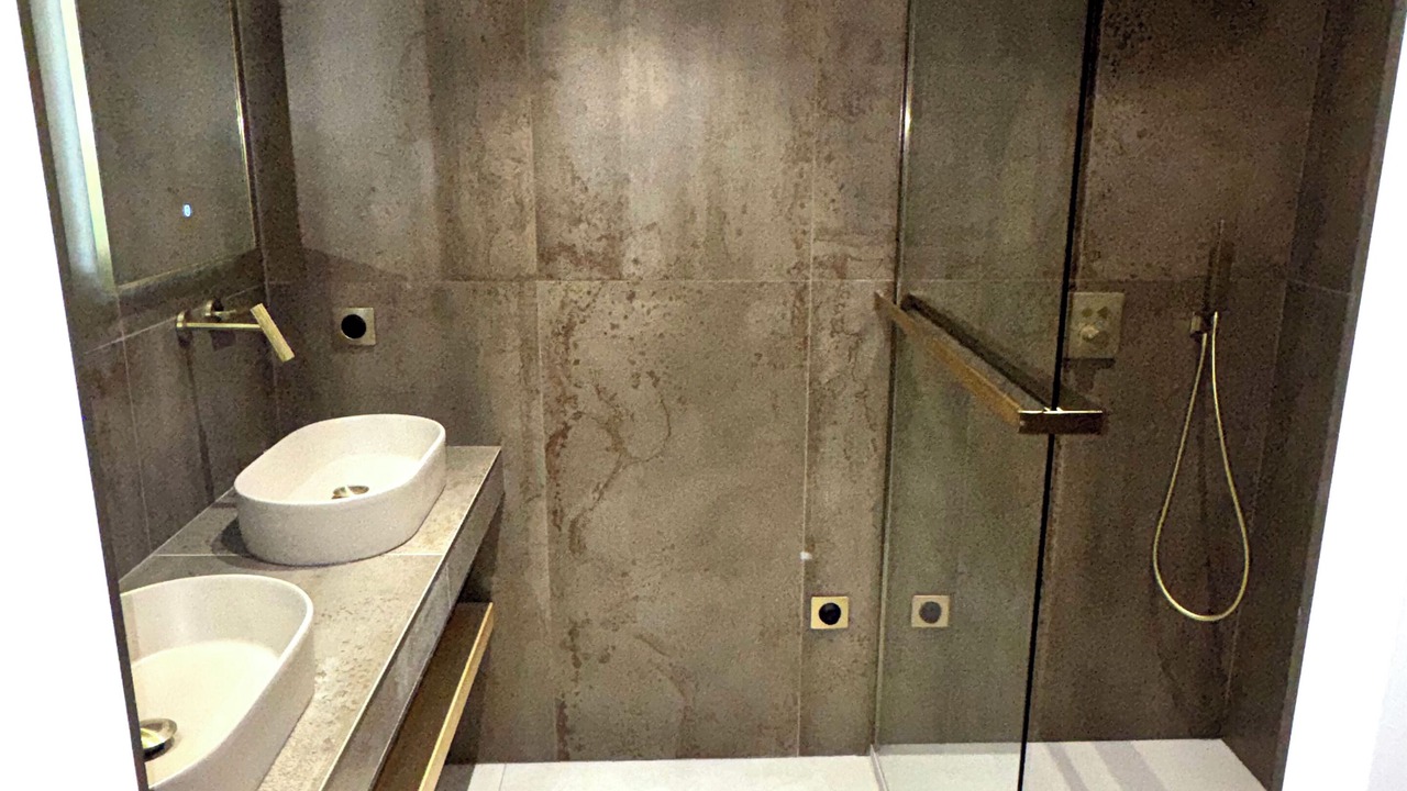 Photo of Bathroom in Cassis