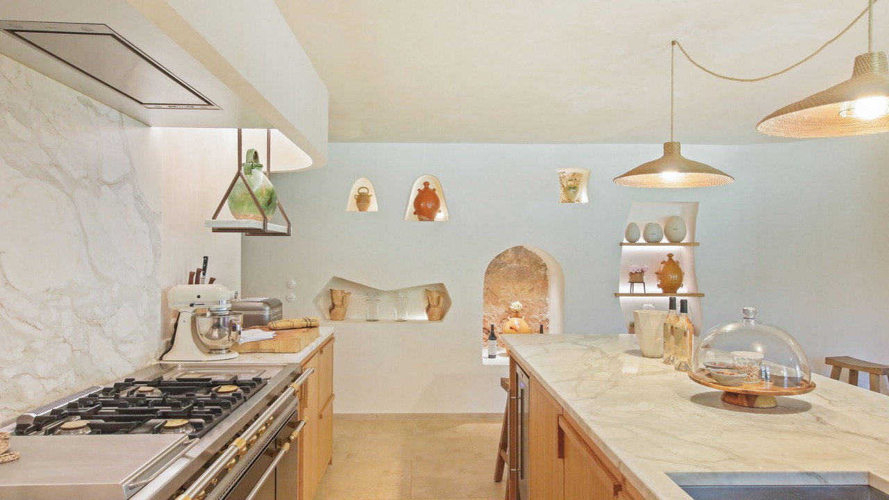 Photo of Kitchen in Meounes-les-Montrieux