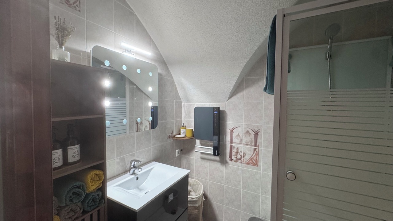 Photo of Bathroom in Chateauroux-les-Alpes