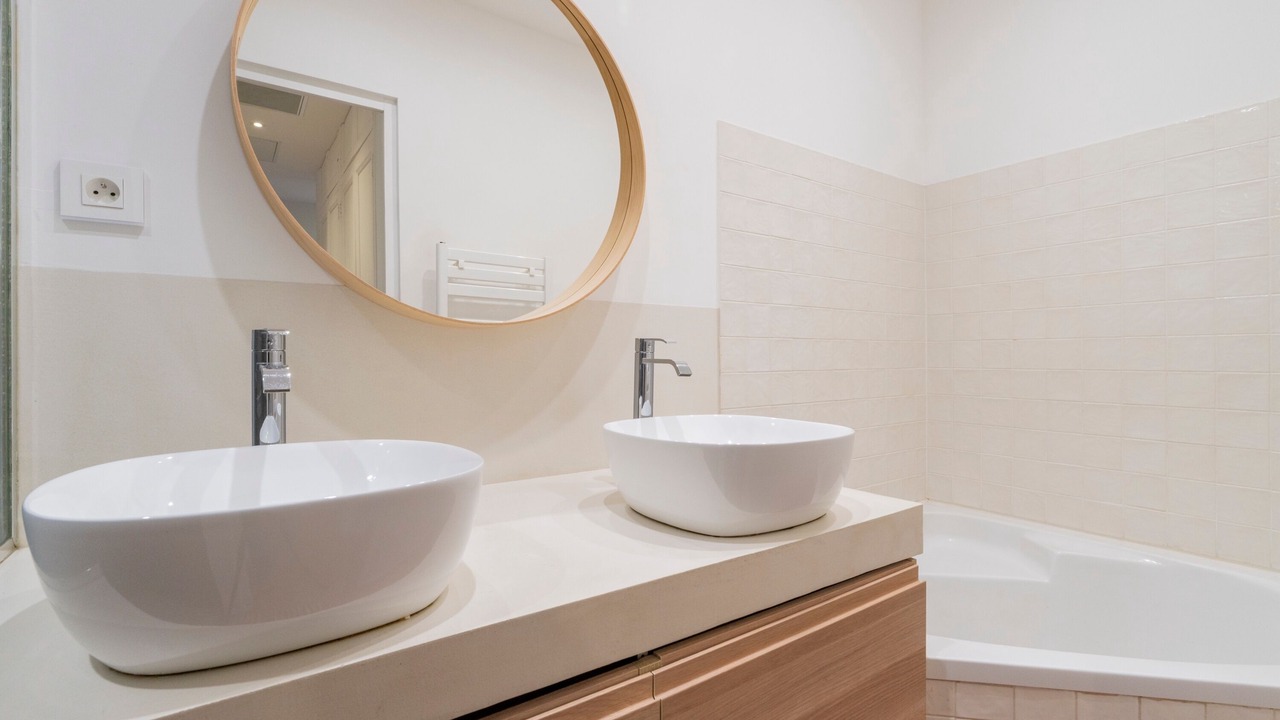 Photo of Bathroom in 6th Arrondissement