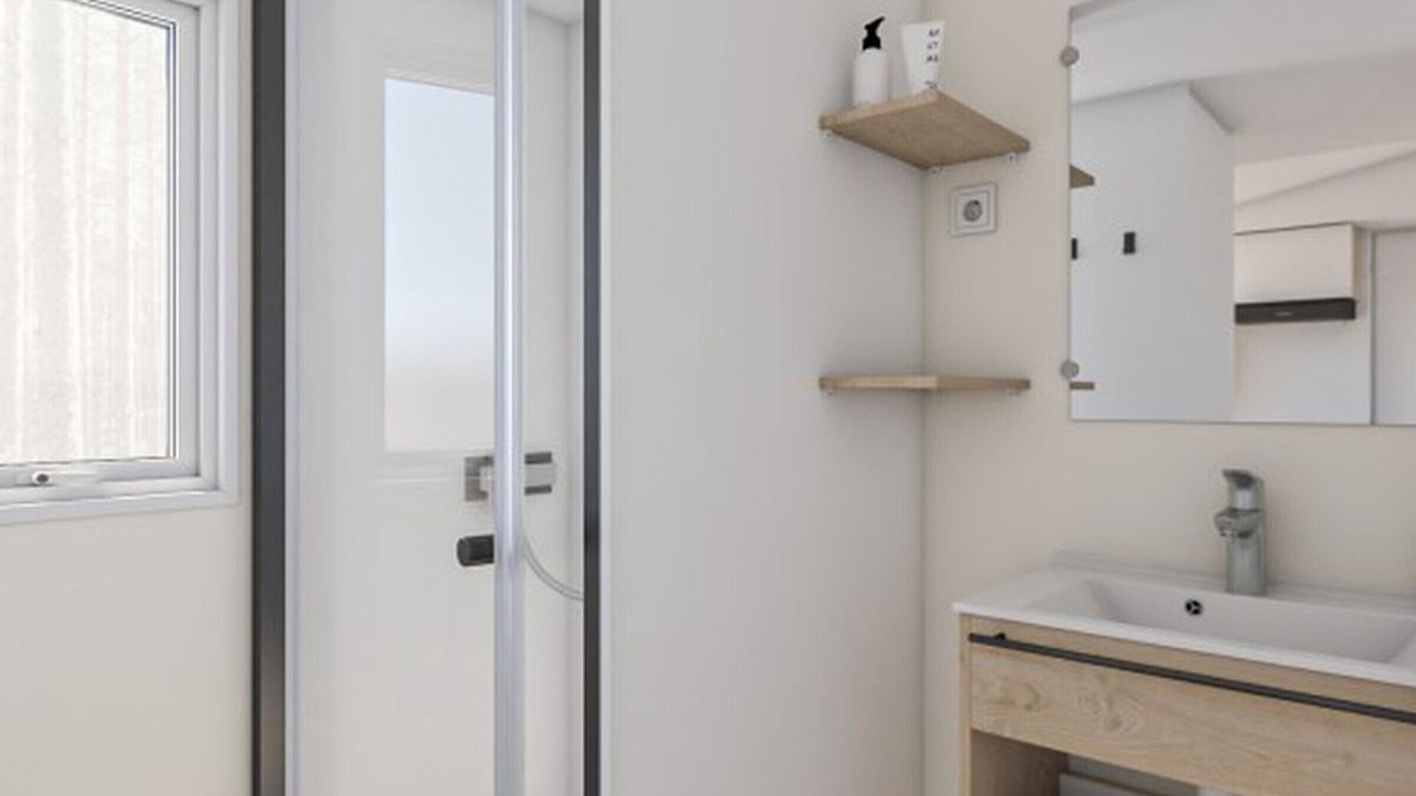 Photo of Bathroom in Saint-Rome-de-Tarn